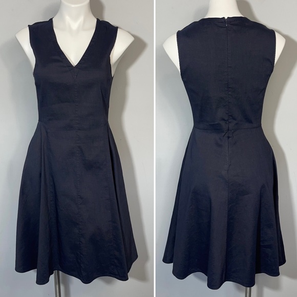 THEORY LINEN KALSINGTON FIT & FLARE DRESS 4 NAVY BLUE MIDI SLEEVELESS POCKETS - Picture 4 of 16